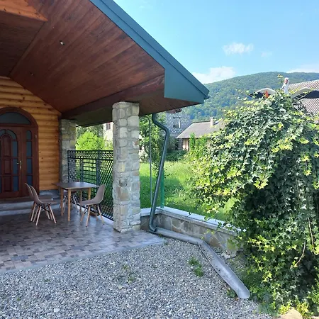 федорчуків гірська хатина 1 Apartmán